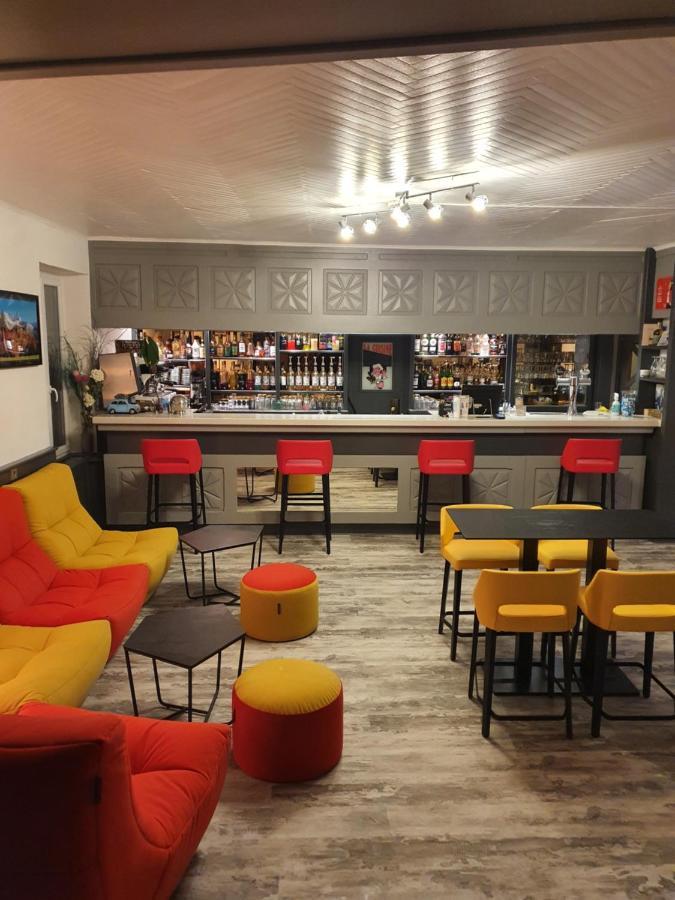 Hotel L'Envie Des Mets Lus la Croix Haute Bagian luar foto
