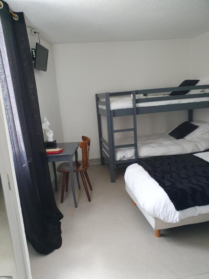 Hotel L'Envie Des Mets Lus la Croix Haute Bagian luar foto