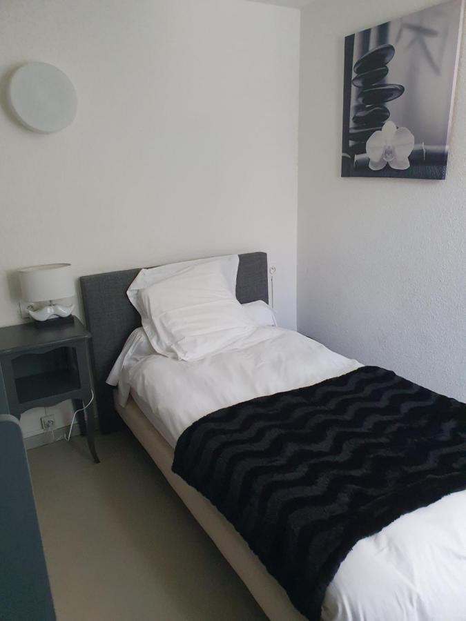Hotel L'Envie Des Mets Lus la Croix Haute Bagian luar foto