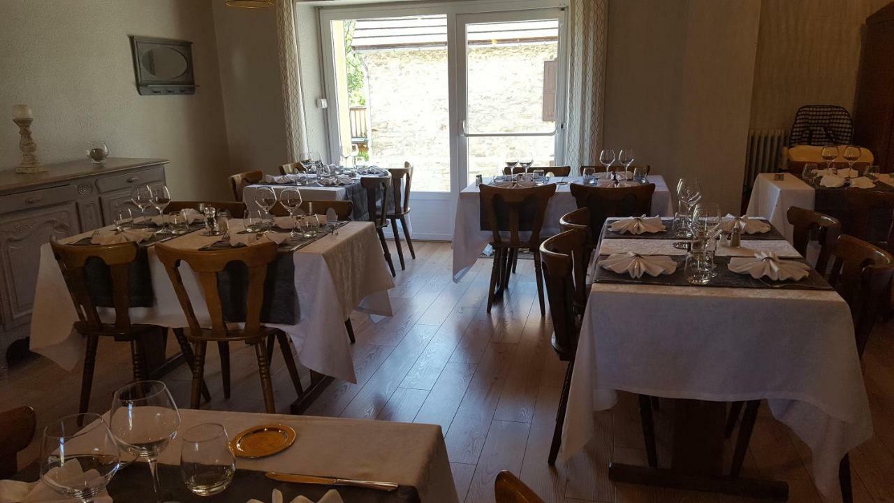 Hotel L'Envie Des Mets Lus la Croix Haute Bagian luar foto