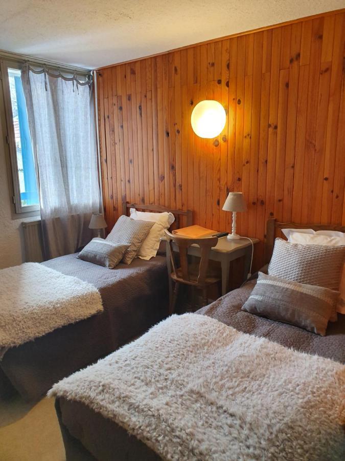 Hotel L'Envie Des Mets Lus la Croix Haute Bagian luar foto